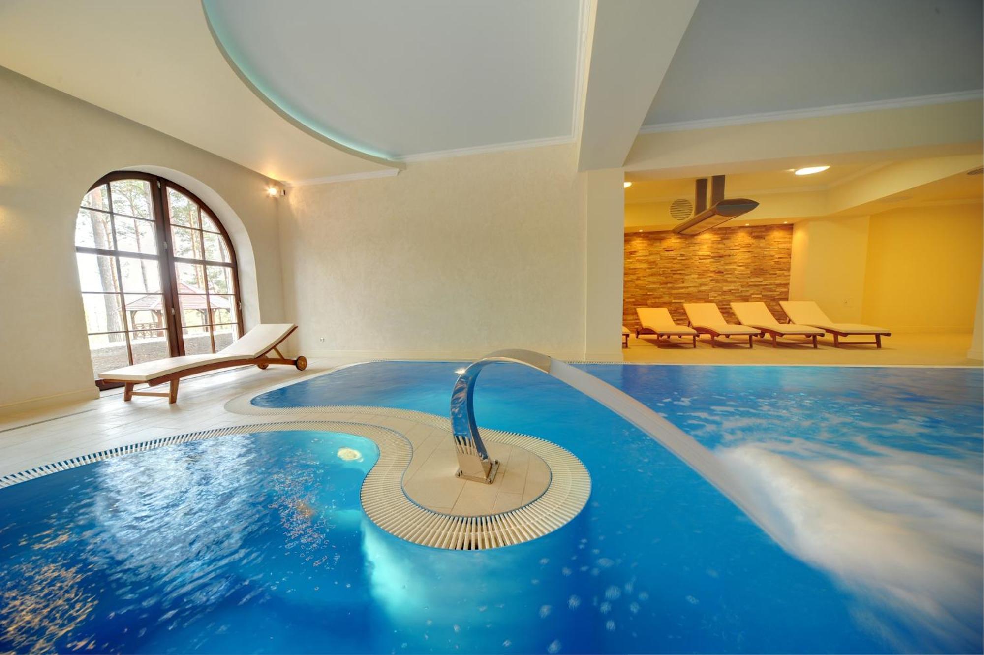 Hotel Kazimierski Zdroj Яновец Экстерьер фото