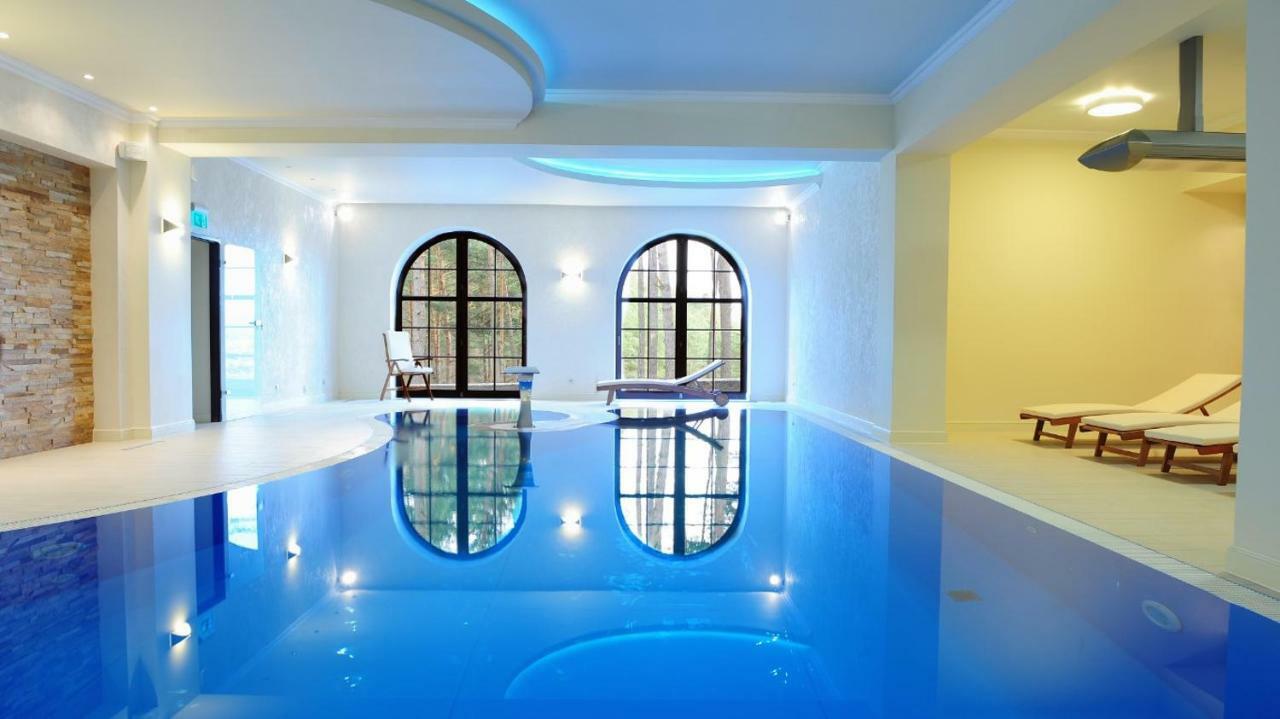 Hotel Kazimierski Zdroj Яновец Экстерьер фото